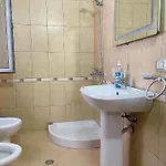 Aulona's